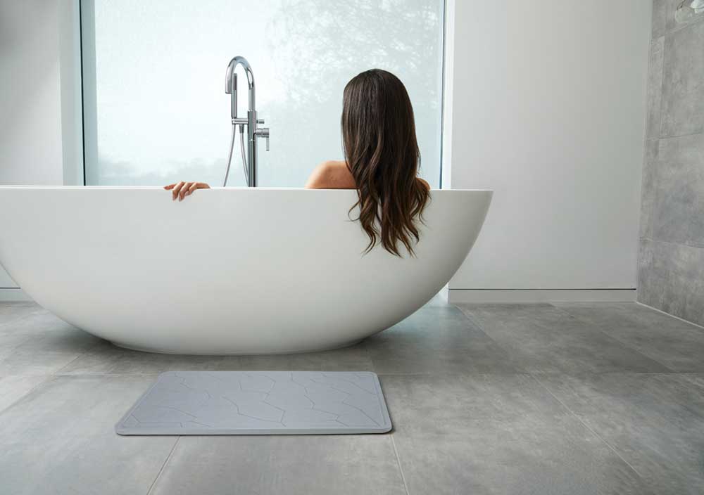 Engraved Geometric Pattern Quick-dry Stone Shower & Bath Mat | Light Grey