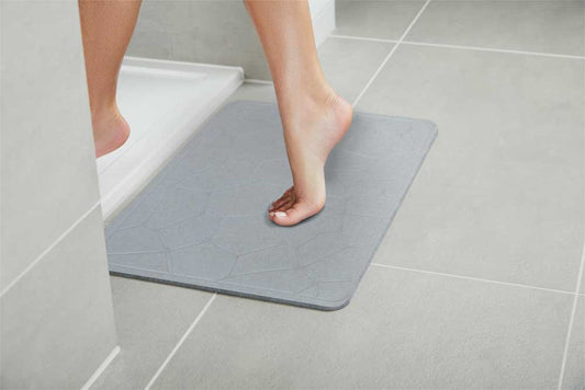 Engraved Geometric Pattern Quick-dry Stone Shower & Bath Mat | Light Grey